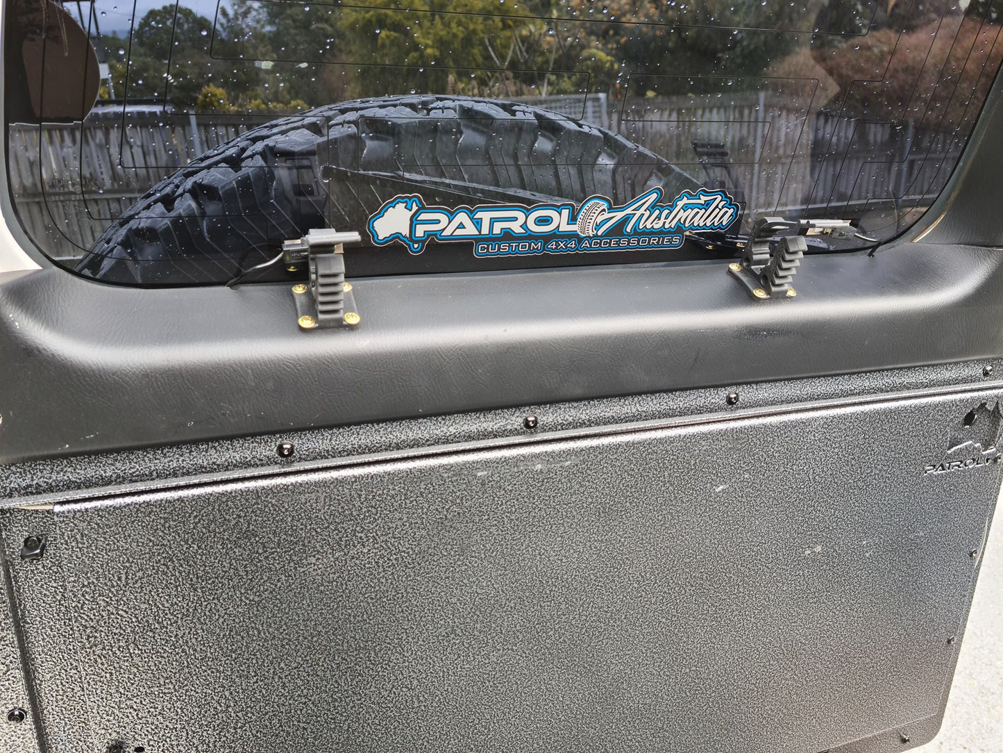 Nissan GU Patrol Deluxe Barn Door Table