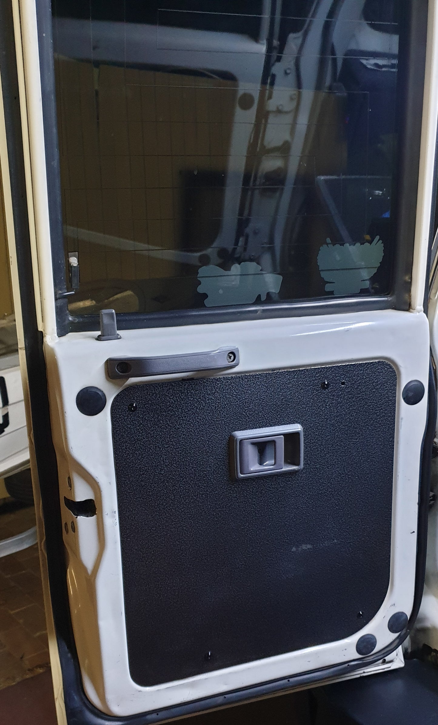 Toyota 76 Series Stainless Steel Deluxe Barn Door Table