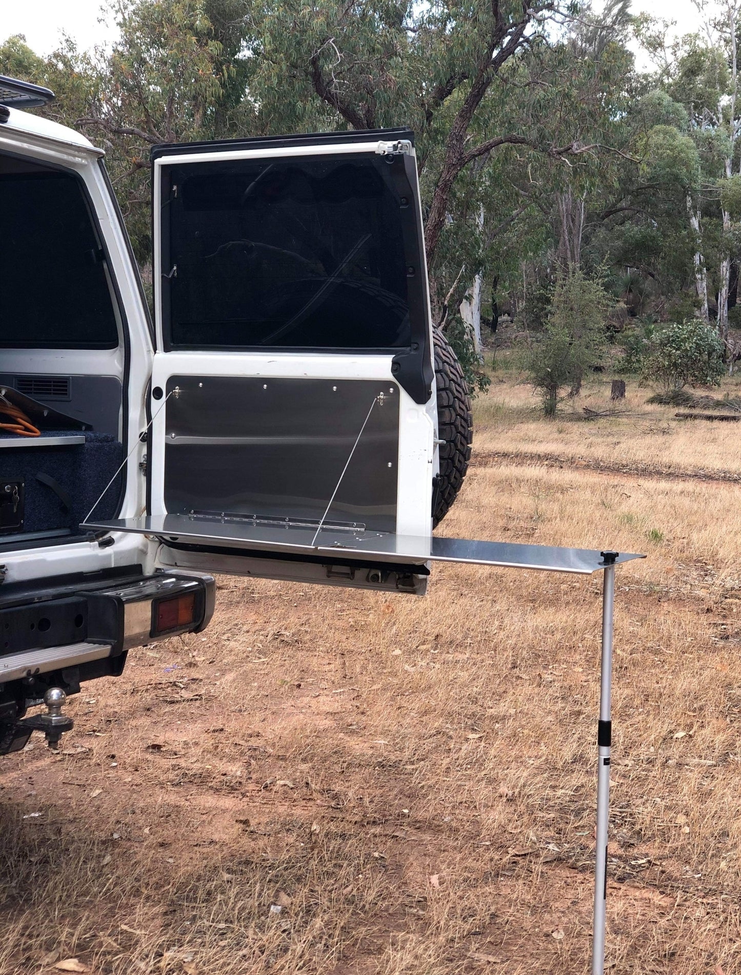 Toyota 76 Series Stainless Steel Deluxe Barn Door Table