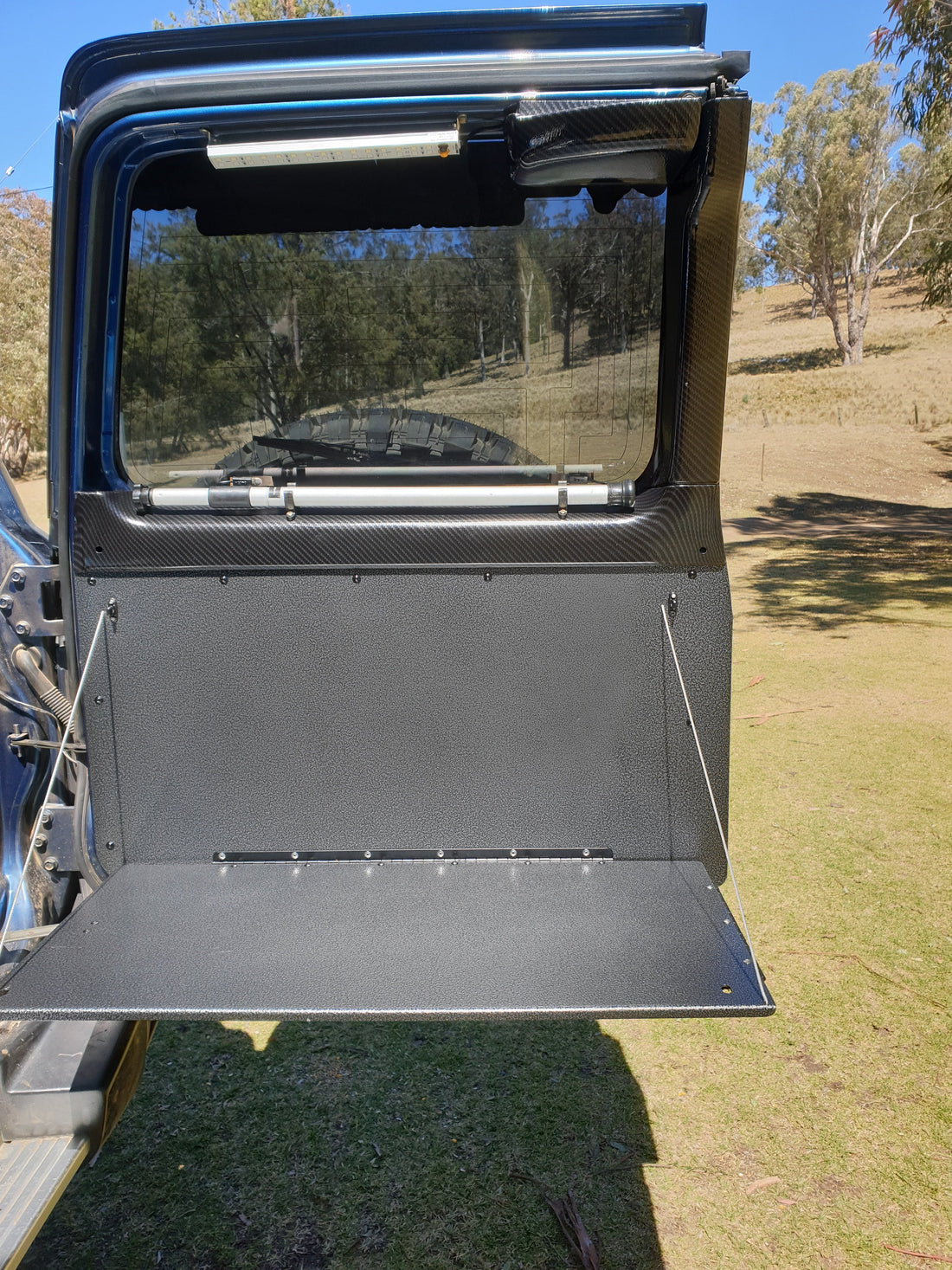 Nissan GU Patrol Barn Door Table (Single Table) – Patrol Australia