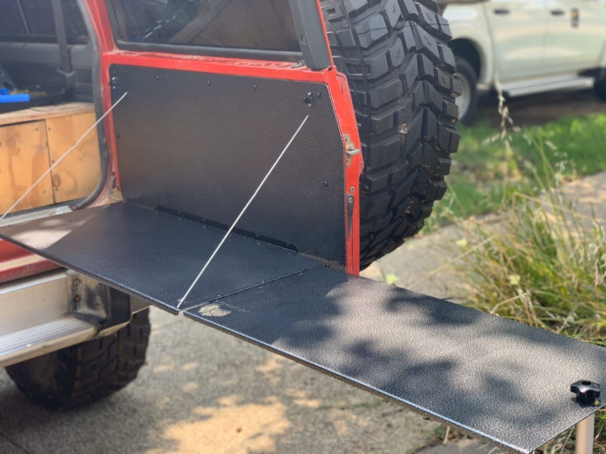 Nissan GQ Patrol Stainless Steel Deluxe Barn Door Table – Patrol Australia